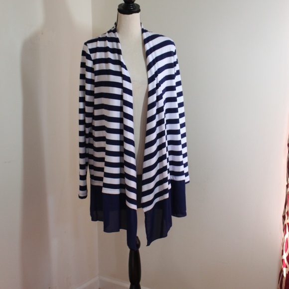 LIZ LANGE, Women’s Navy and White Striped Knit Cardigan ,Tank top & pants Set - Picture 6 of 9
